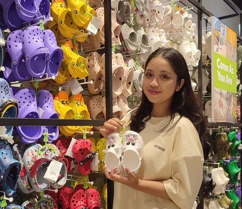 Crocs Buka Gerai Pertama di&nbsp;Malang