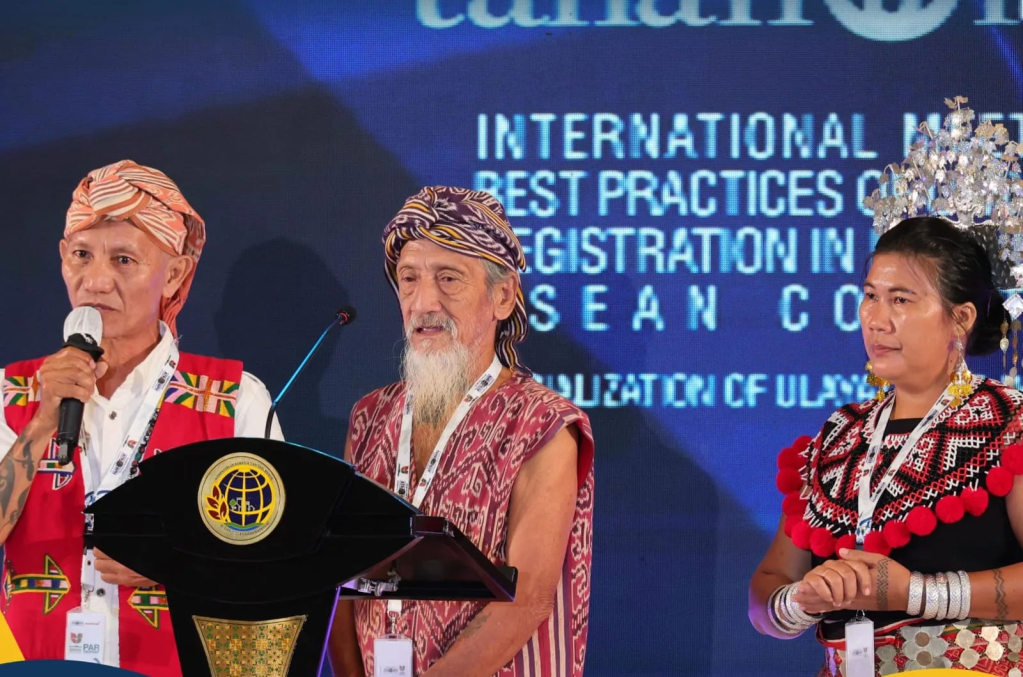 Terima Sertipikat Tanah Ulayat, Apai Janggut: Jaga dan Peliharalah Wilayah&nbsp;Adat