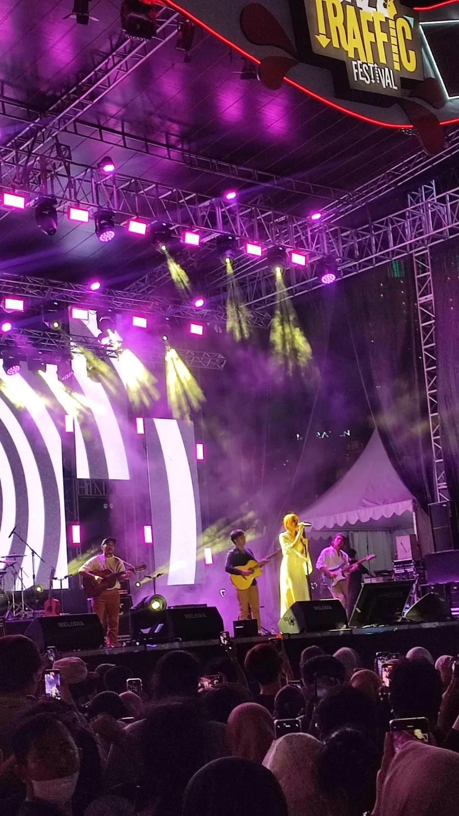 Spot MILD Jazz Traffic Festival (JTF); Tampil Apik, Nadin Amizah Sukses Pukau&nbsp;Penonton